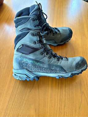 La Sportiva Nucleo High GTX Hiking Boots Black US 11